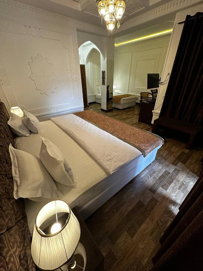 Shahristan Plaza Otel Buhara Dış mekan fotoğraf